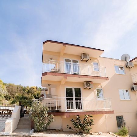 Villa Katharina يوتجيها المظهر الخارجي الصورة